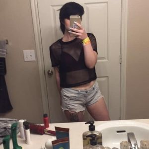 Meet your Posher, Courtney